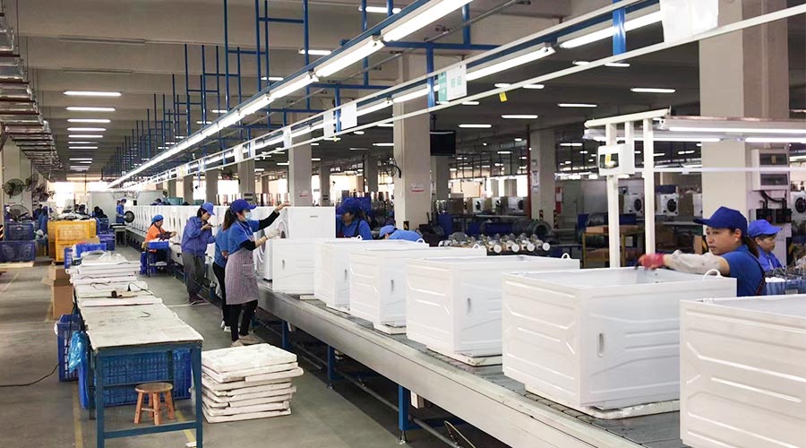 專業(yè)且專注！裝配車間開展客戶松下滾筒衣服烘干機(jī)生產(chǎn)