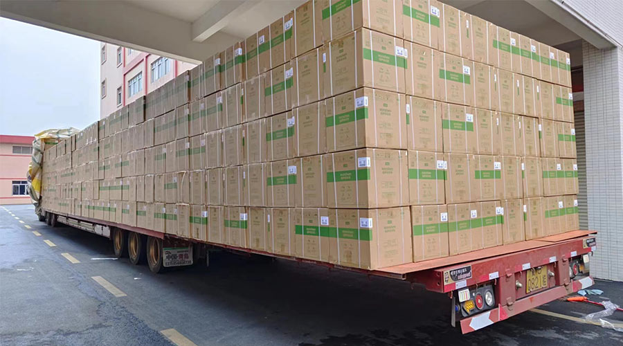 場面壯觀！國內(nèi)某知名品牌客戶2000臺波輪洗衣機高效裝柜完畢