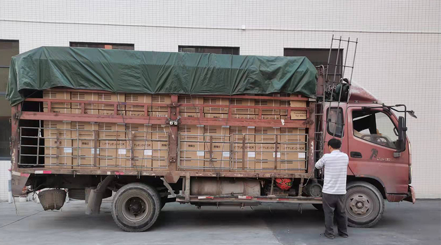 15天，金環(huán)電器順利完成電商客戶的內(nèi)衣干衣機(jī)出貨