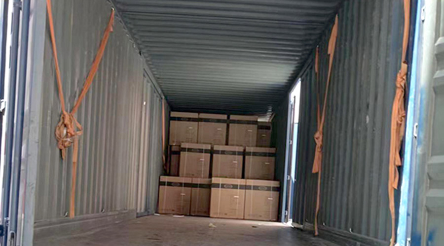 100臺12kg滾筒衣服烘干機(jī)裝柜完畢！順利出貨