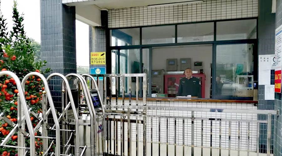 擔(dān)當(dāng)與責(zé)任！金環(huán)電器保安春節(jié)堅(jiān)守崗位